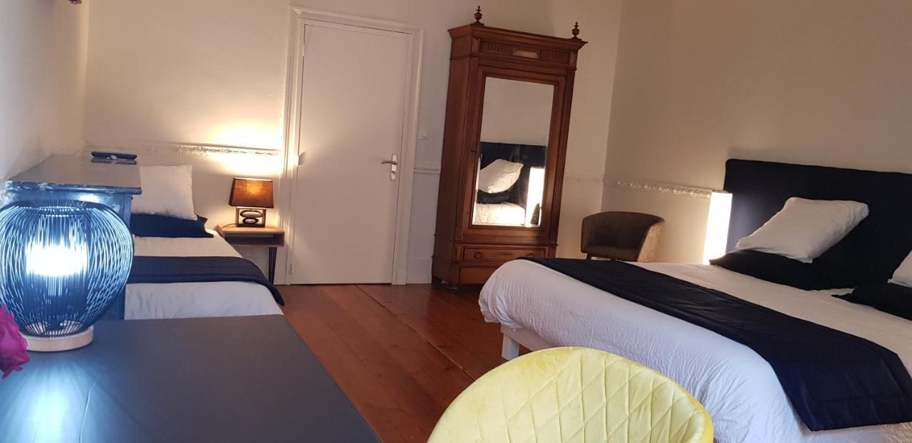 Le Durivum Hotel Montaigu-Vendee Bagian luar foto